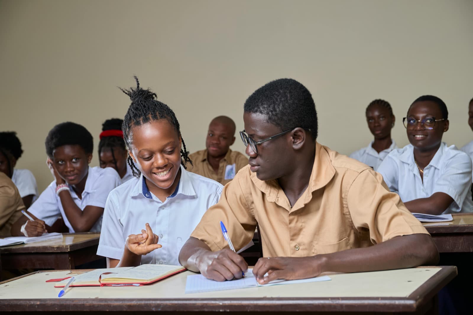 Learners collaborating during a tutoring session